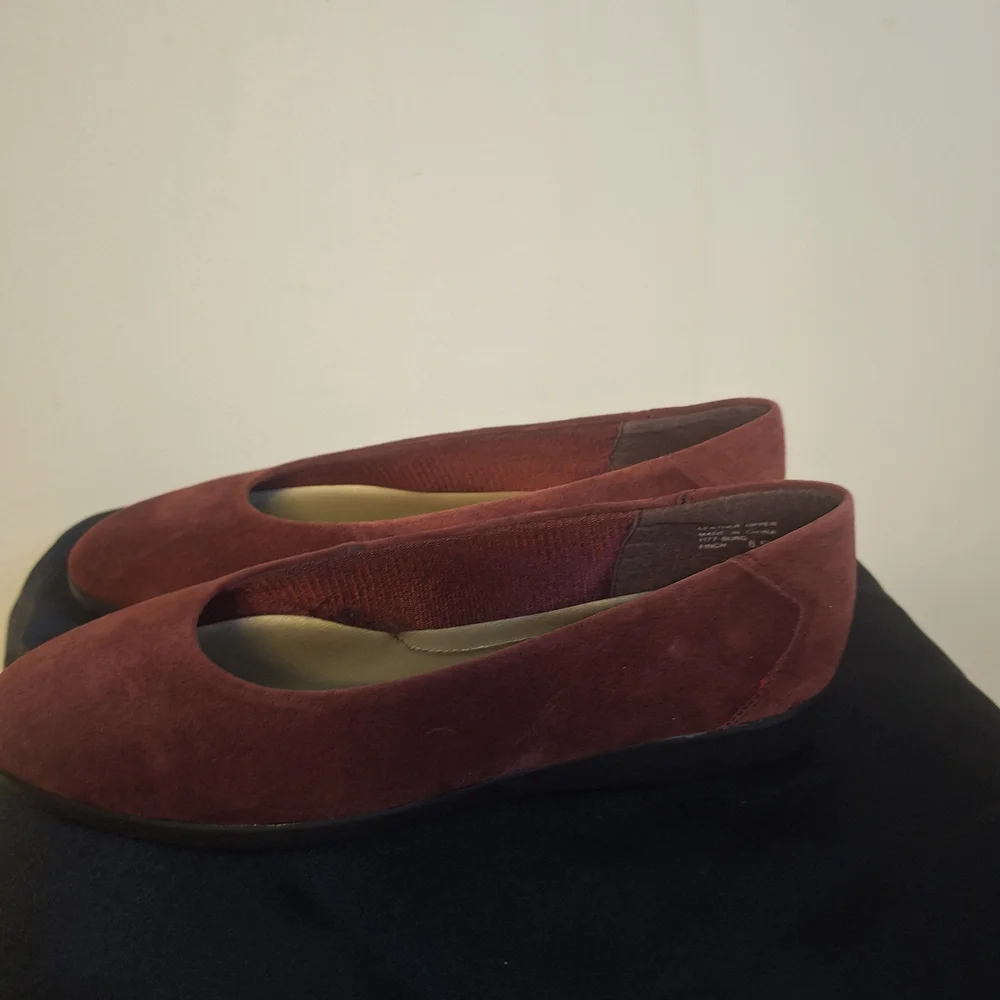 Mootsies Tootsies Classic Red Suede Ballet Flats Size 6.5